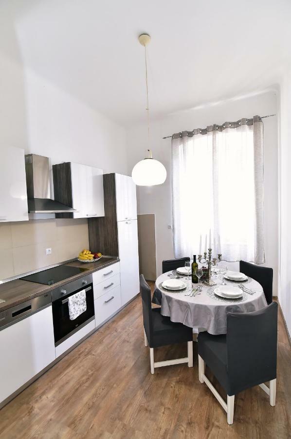 Donatella Apartamento Rijeka Exterior foto